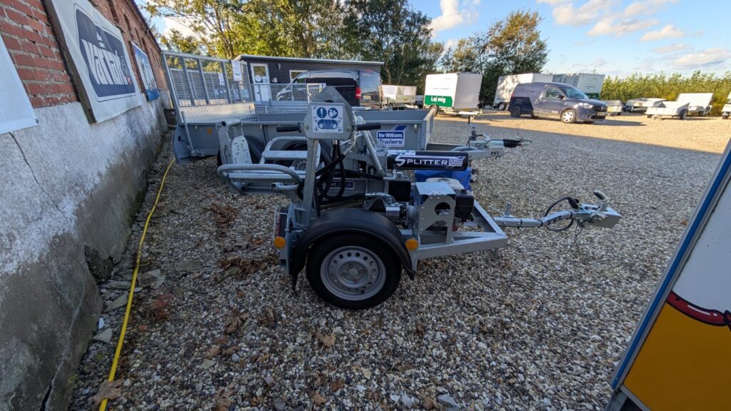 Ifor Williams LS256 Brændekløver